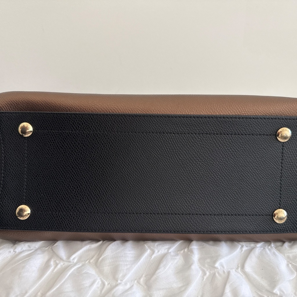 Coach Handbag - Picture 9 of 9